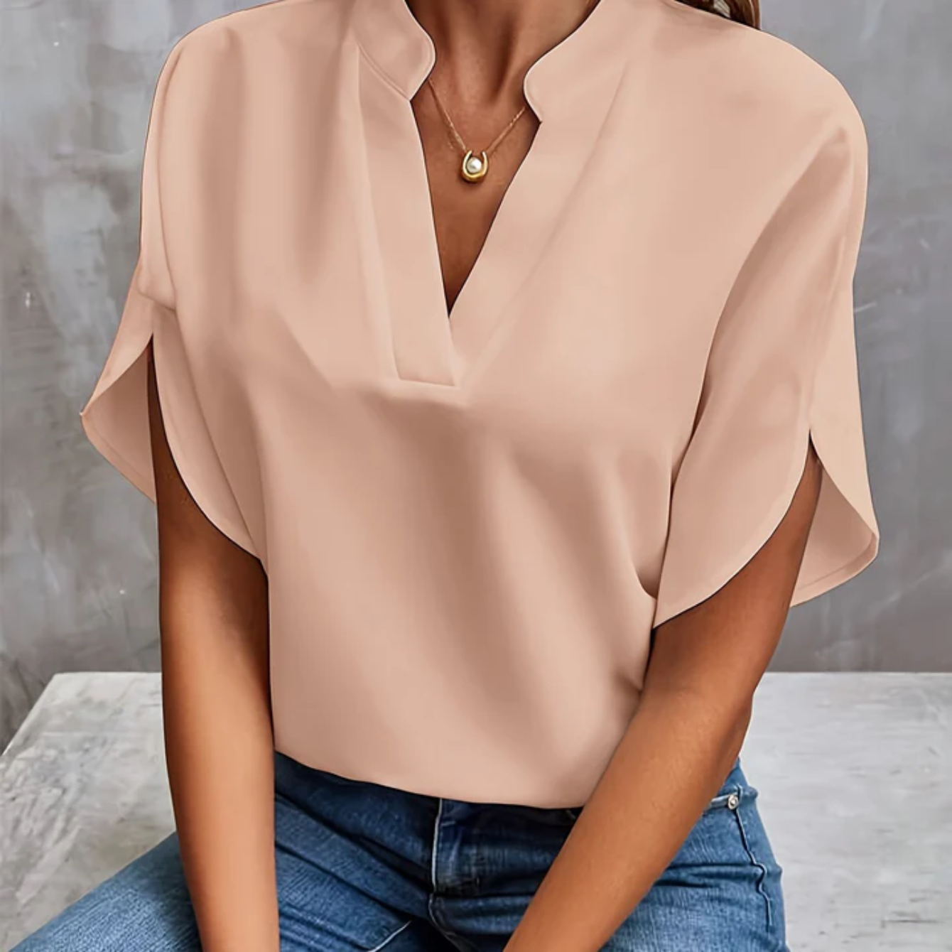 Raffinierte kurzärmelige Bluse für Frauen