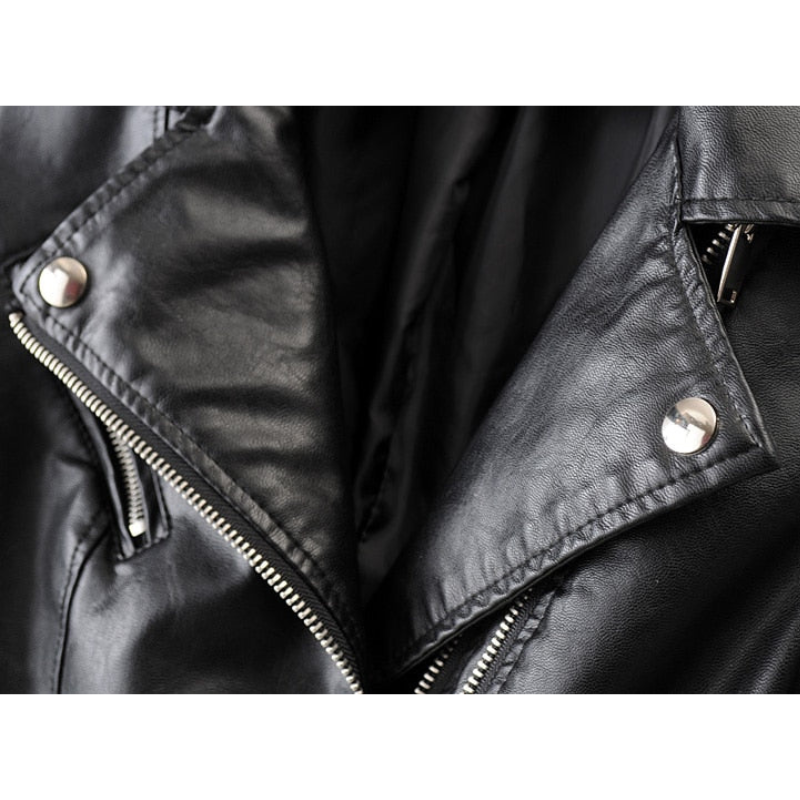damen-schwarz-jacke-kurze