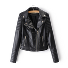 damen-schwarze-jacke-kurze